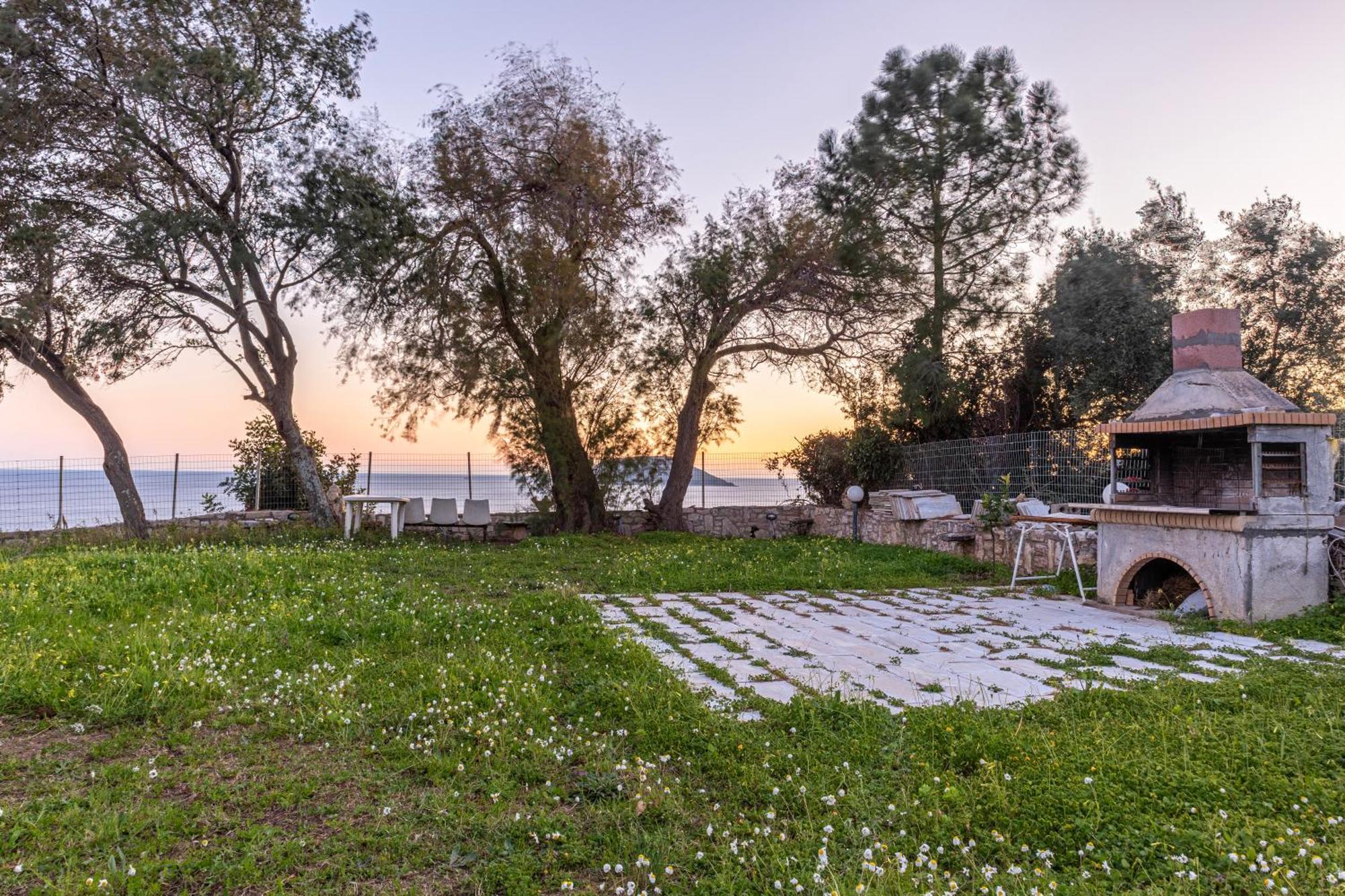 Secret Summer Havens - Perfectly Secluded Getaways Vaszilíci Kültér fotó